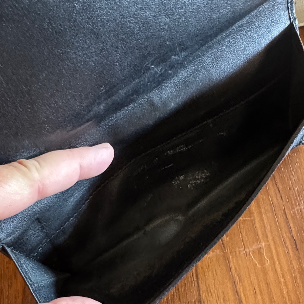 Gucci Black Canvas with Gold Hardware Luxury Wallet - Picture 4 of 9